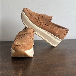 Dolce Vita Janine Suede Platform Sneakers